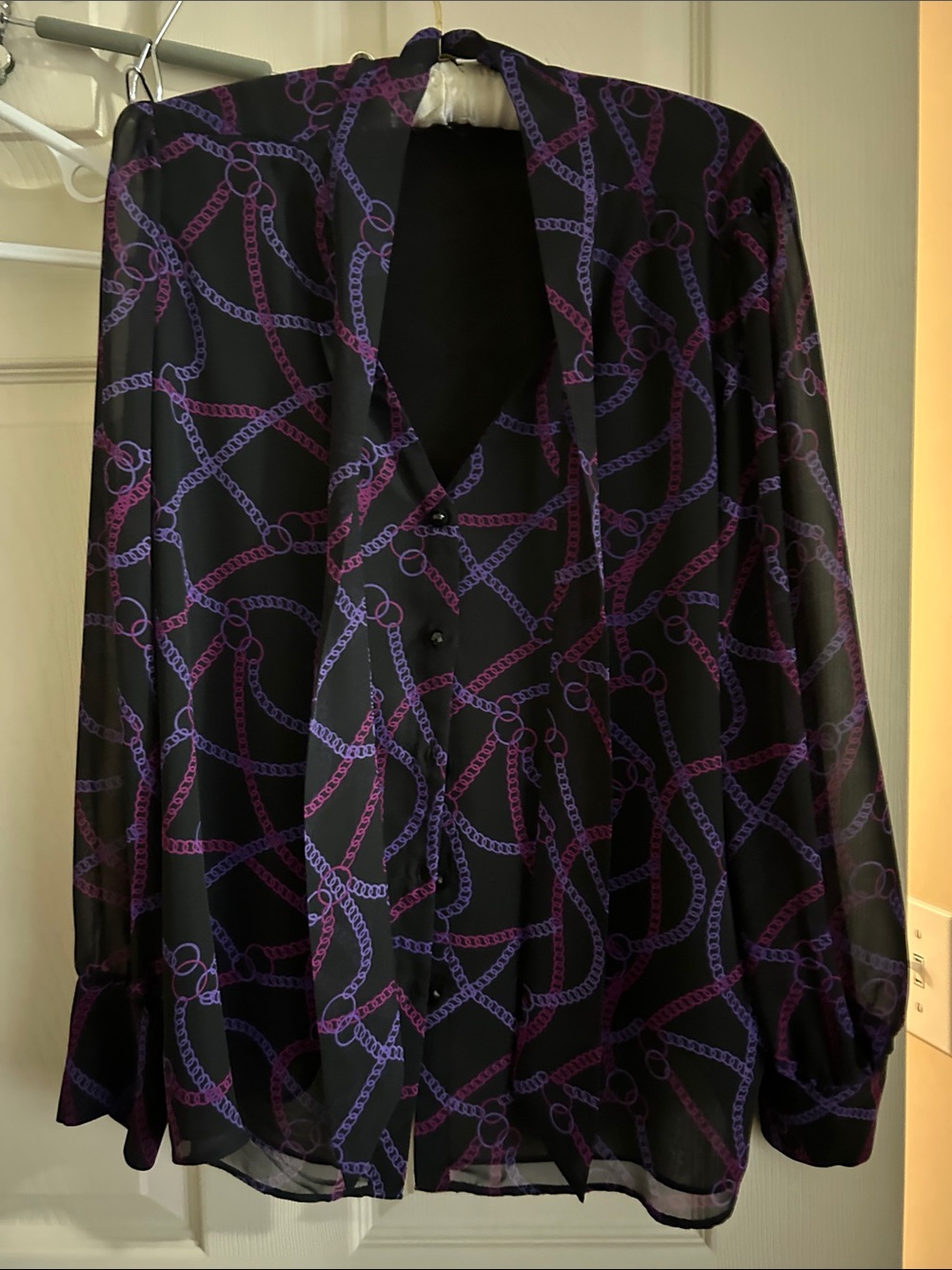 Laura blouse with Purple and Pink Chain Print